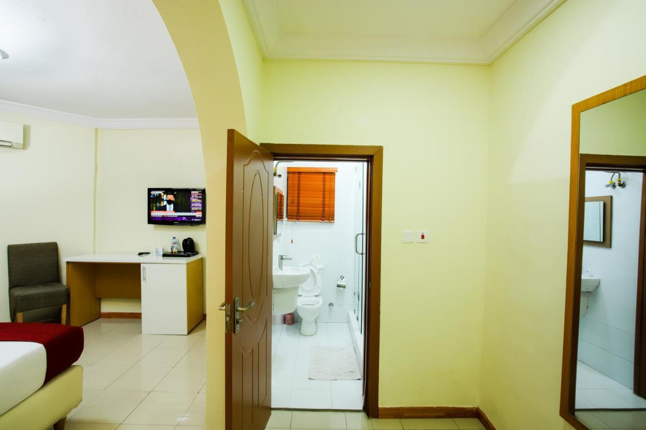 Chateux De Atlantique Hotel Aliayabiagba Luaran gambar