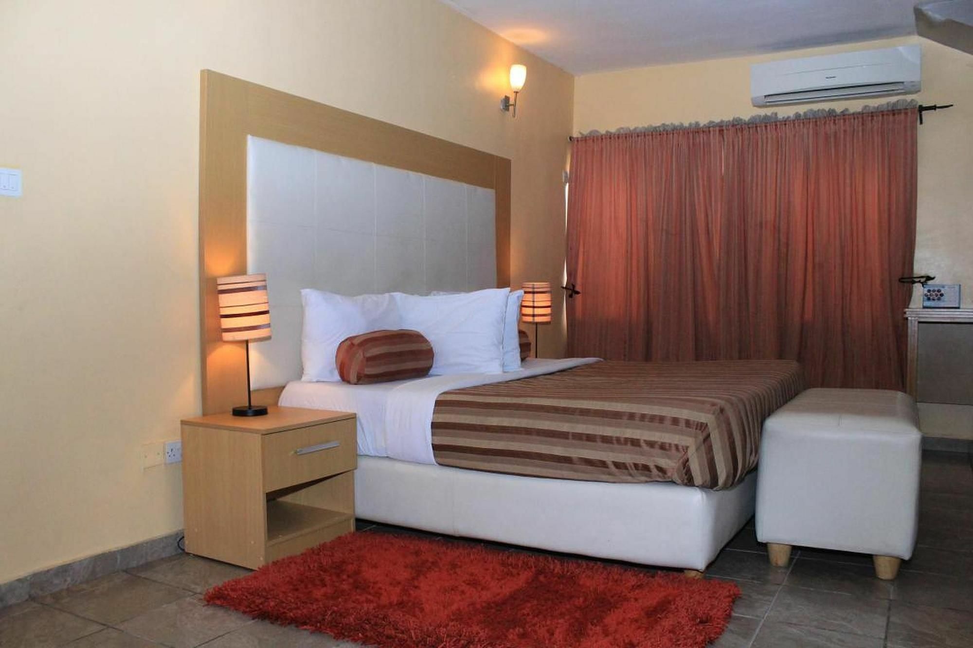 Chateux De Atlantique Hotel Aliayabiagba Luaran gambar