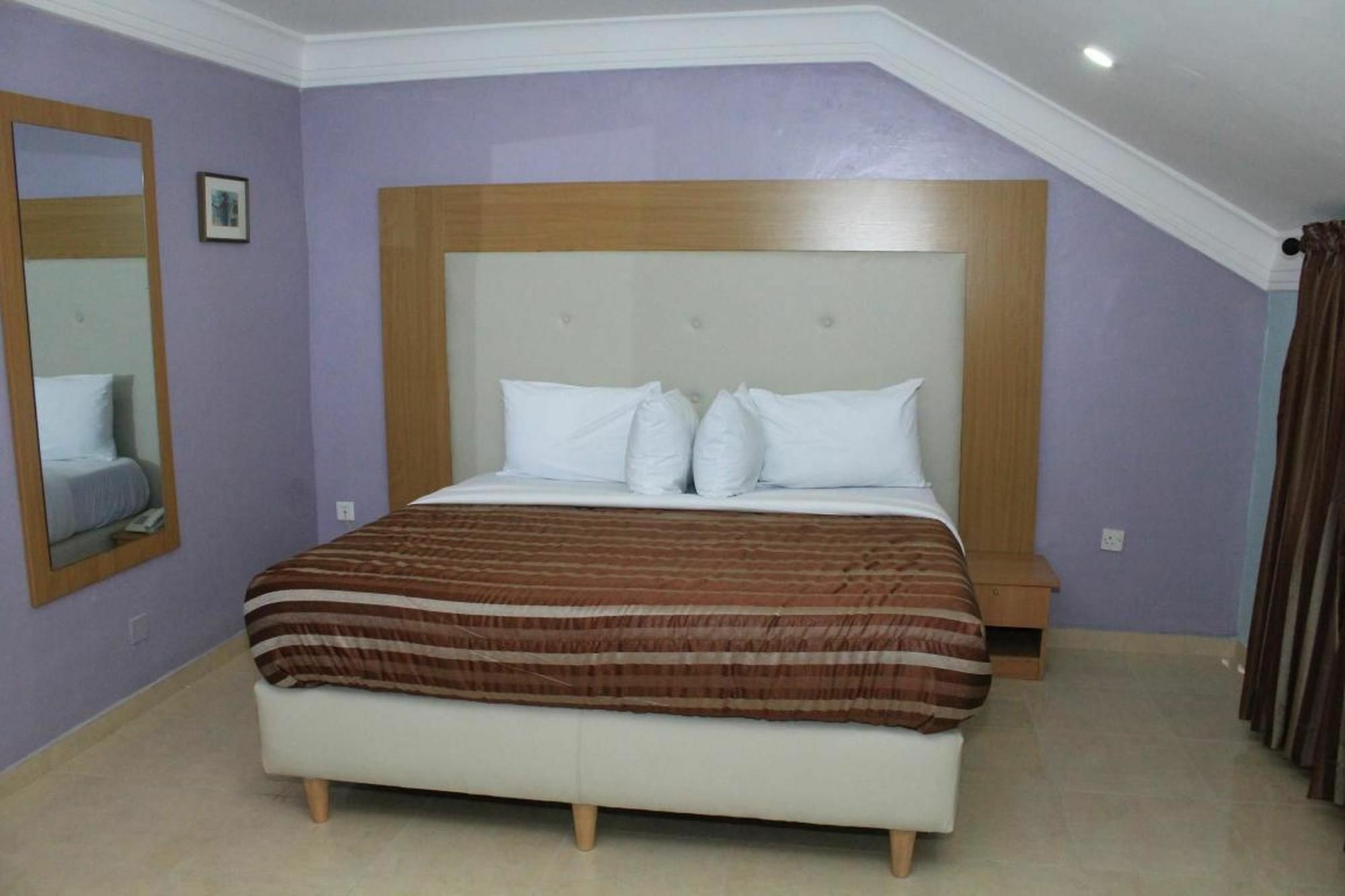 Chateux De Atlantique Hotel Aliayabiagba Luaran gambar